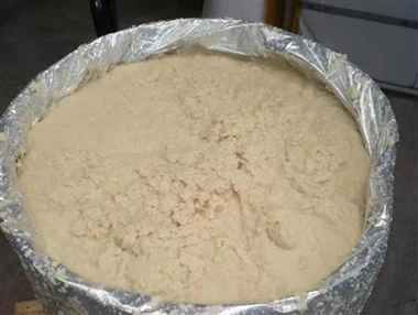Pasta bawang putih pasteurisasi